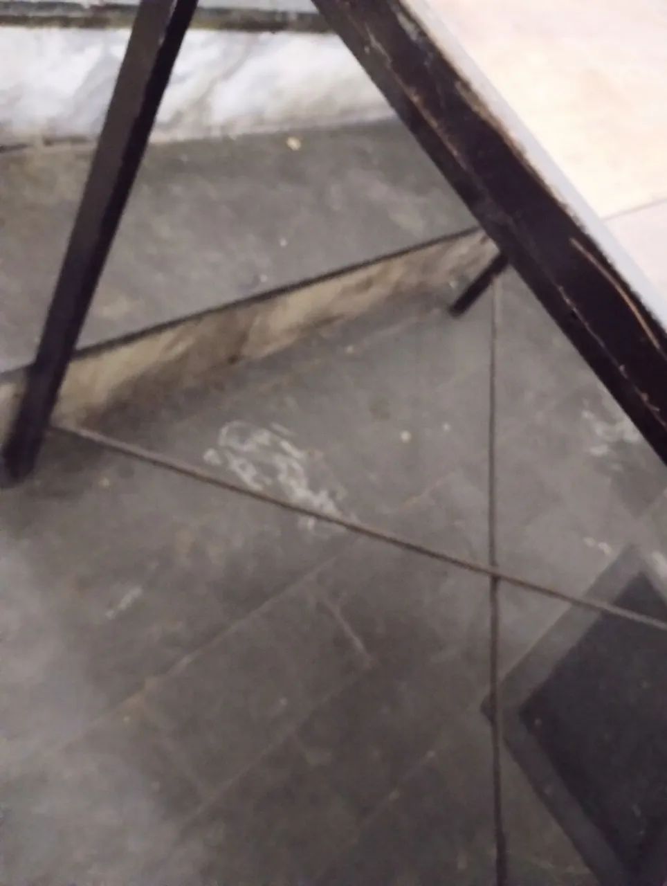 Mesa Funcional com Estrutura de Ferro. - Foto 3