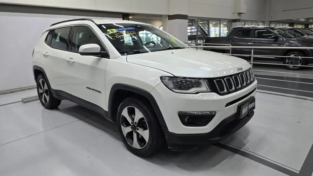 Jeep Compass Longitude 2.0 4X2 Flex 16V Aut. 2017 - Foto 4