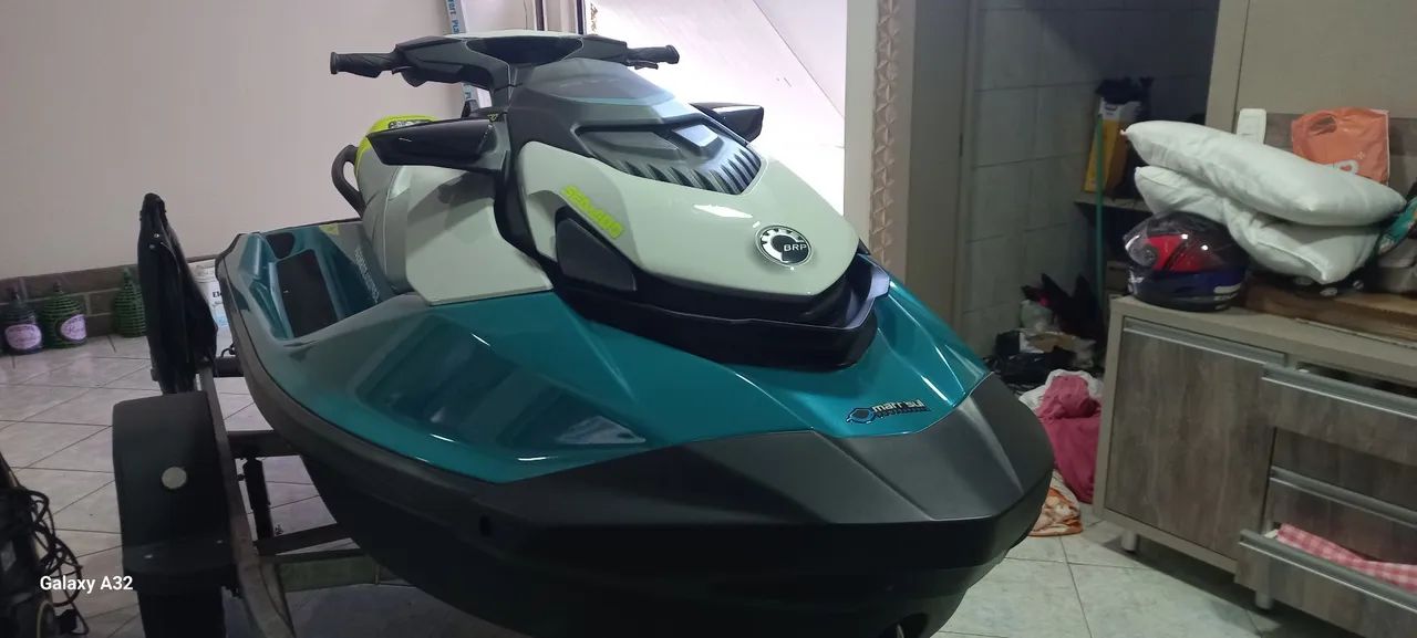 Jet-ski  seadoo  gti 170 