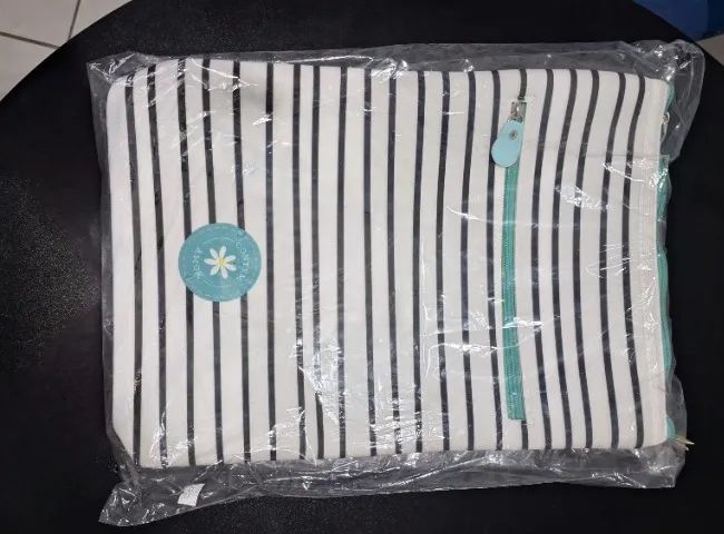Capa de Notebook Feminina Uatt? com Zíper, para Notebook de até 16" (Cor Branco e Azul) - Foto 2