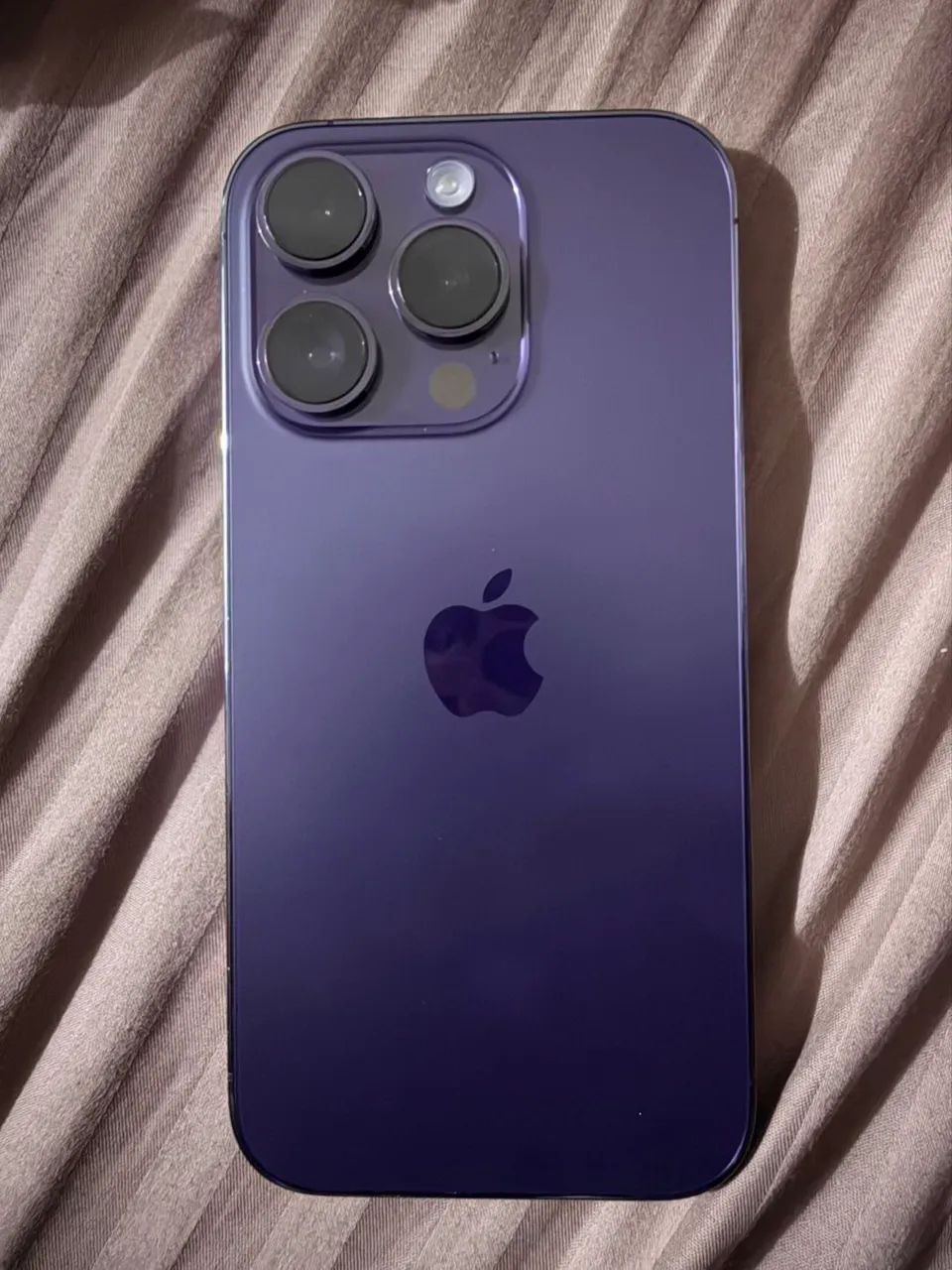 Vendo iPhone 14 Pro Max 128gb para trocar o conector do carregador!