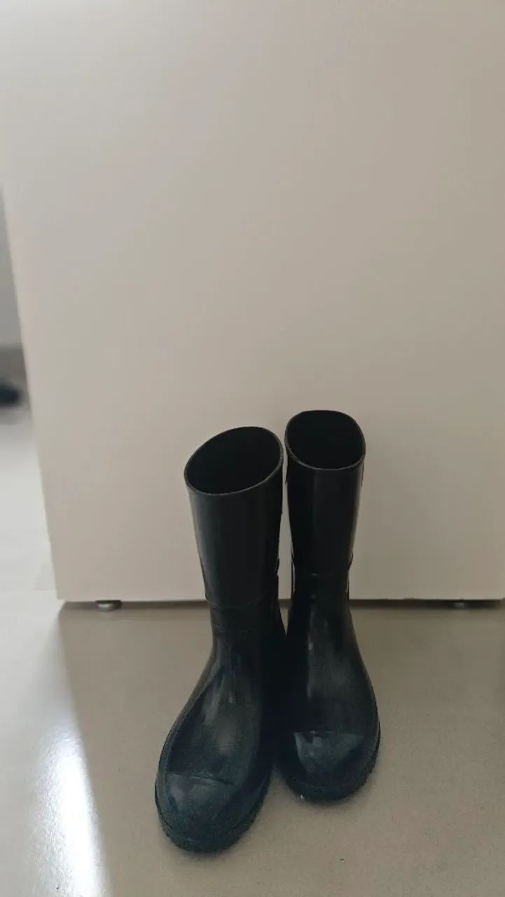 Bota impermeável 38