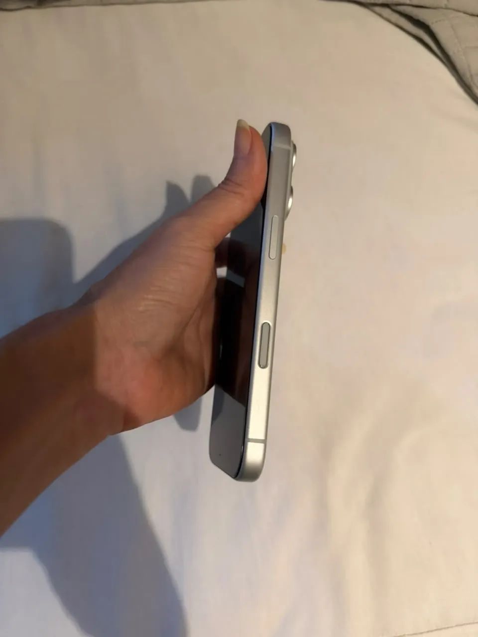 Vendo iPhone 17Pro. 256Gb com cabo original  - Foto 3