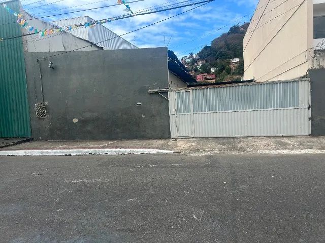 ALUGO terreno 600m2 