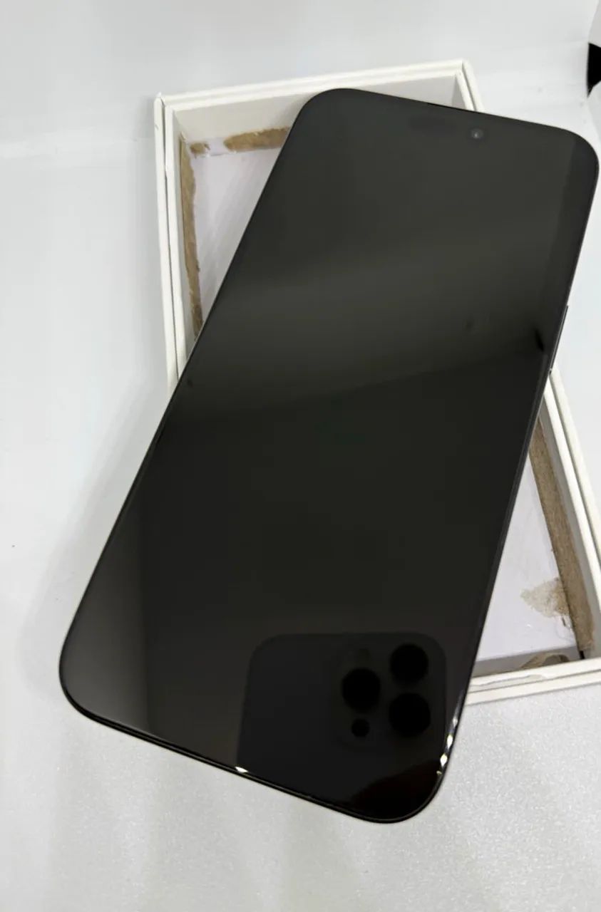 iPhone 15 Pro Max - Foto 4
