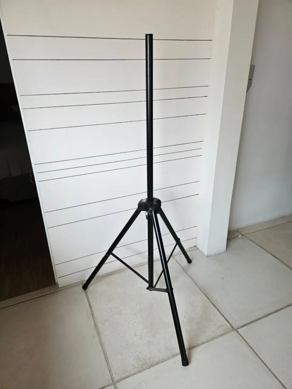 Tripé para caixa de som - Foto 2