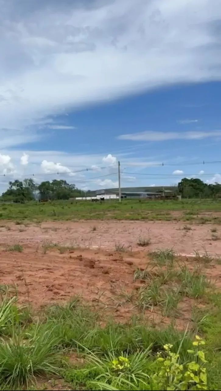 Área no Parques do Vale - 1800m²