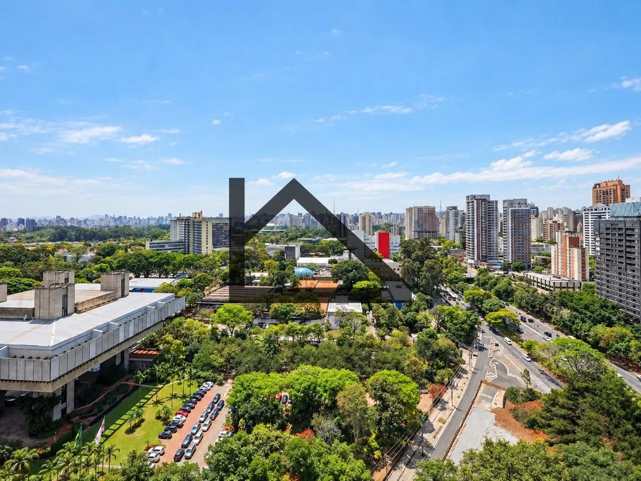Apartamento em Indianópolis - São Paulo, SP - Foto 2