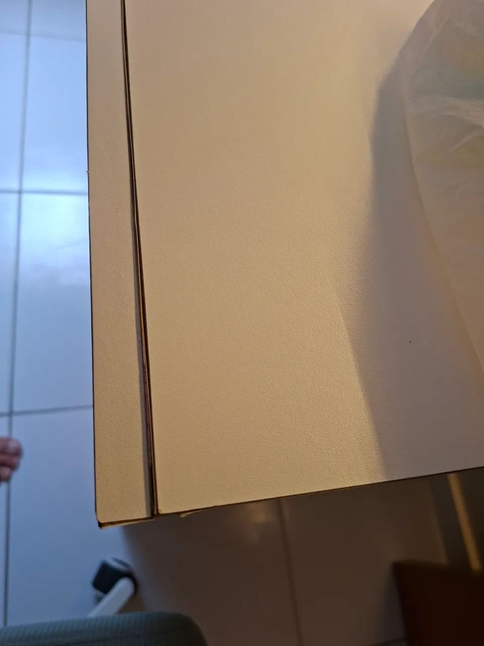 Mesa de estudos com 3 gavetas - Foto 2