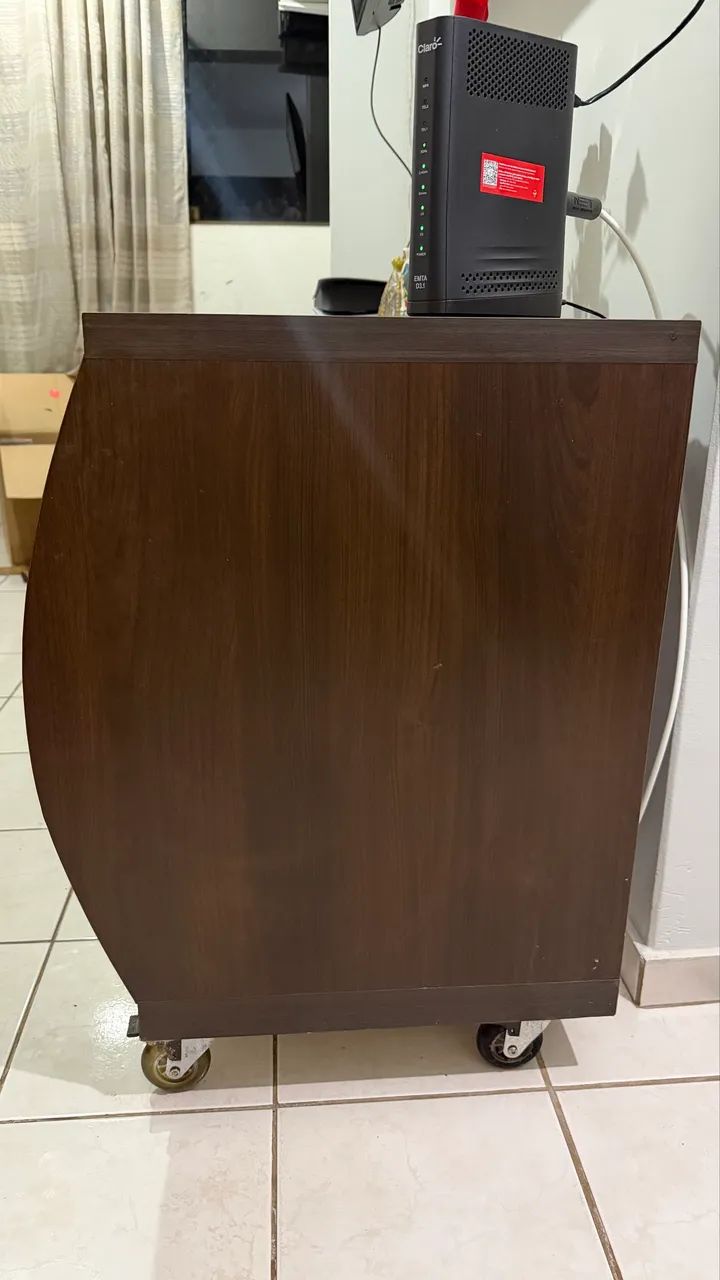 Rack de madeira maciça 444757513465374721