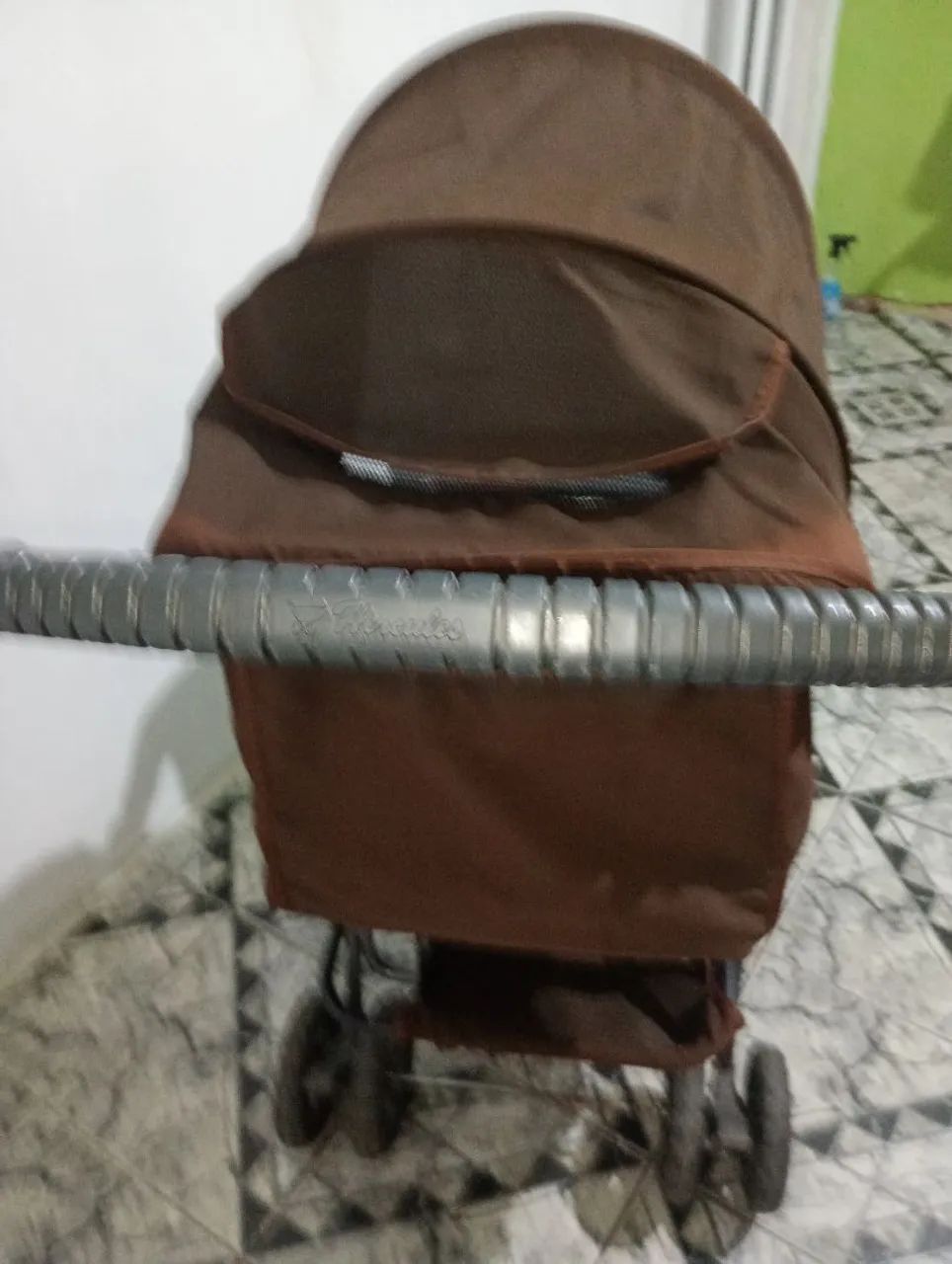 Carrinho de bebê topázio, marca Hércules  - Foto 3