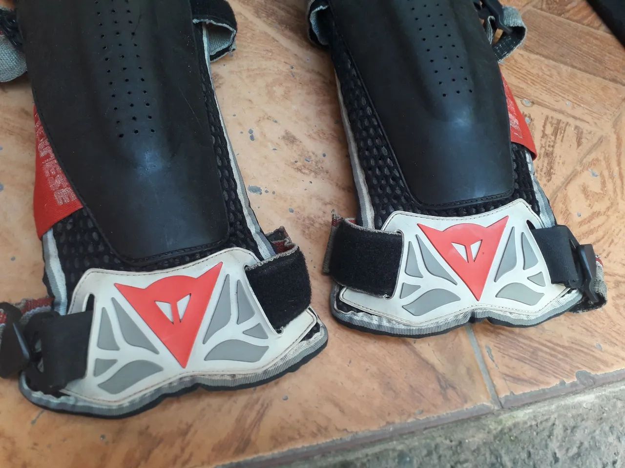CANELEIRA INTEGRADA DA MARCA DAINESE  - Foto 2