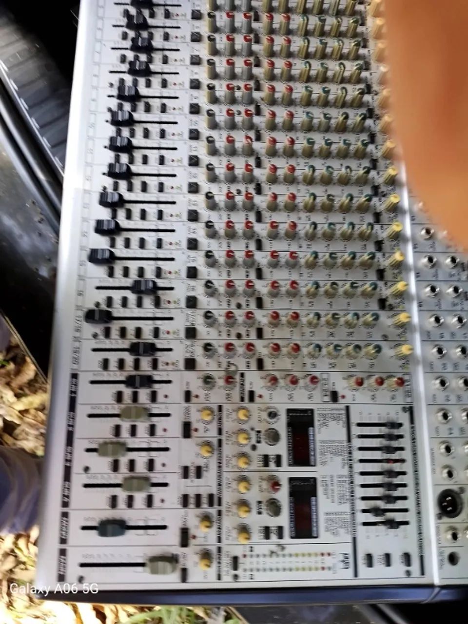 Mesa de som Behringer SL2442FX - Foto 3