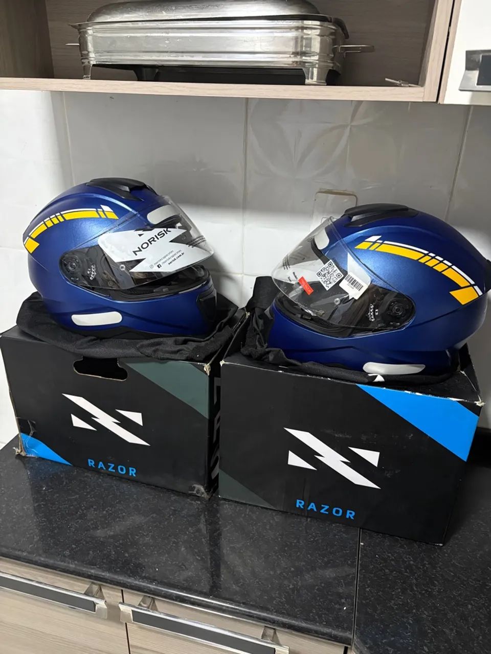 2 Norisk Razor nunca usados