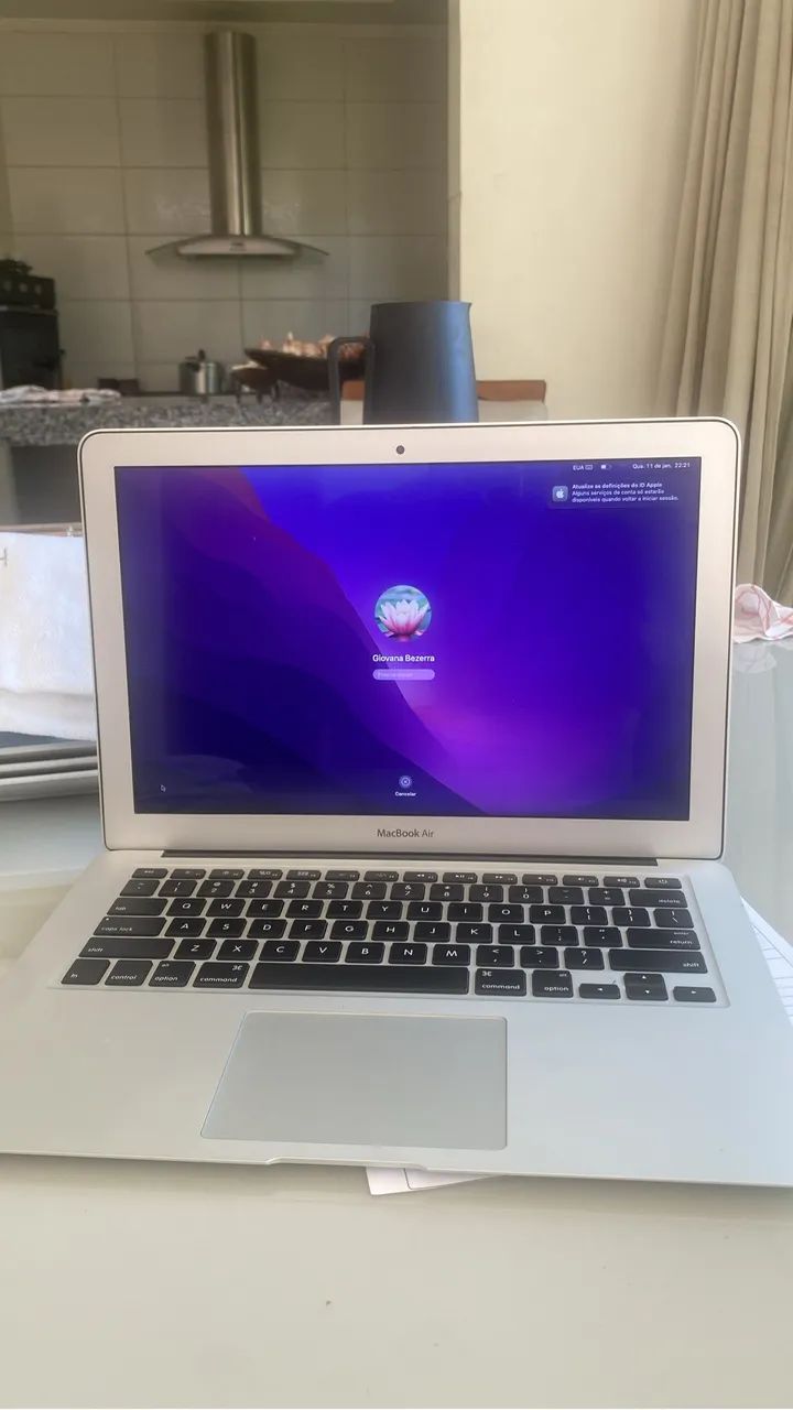 MacBook Air (13-inch, 2017) 本体 Apple MacBook Air 13 - i5, 120GB SSD, 8GB RAM - Pekh Info