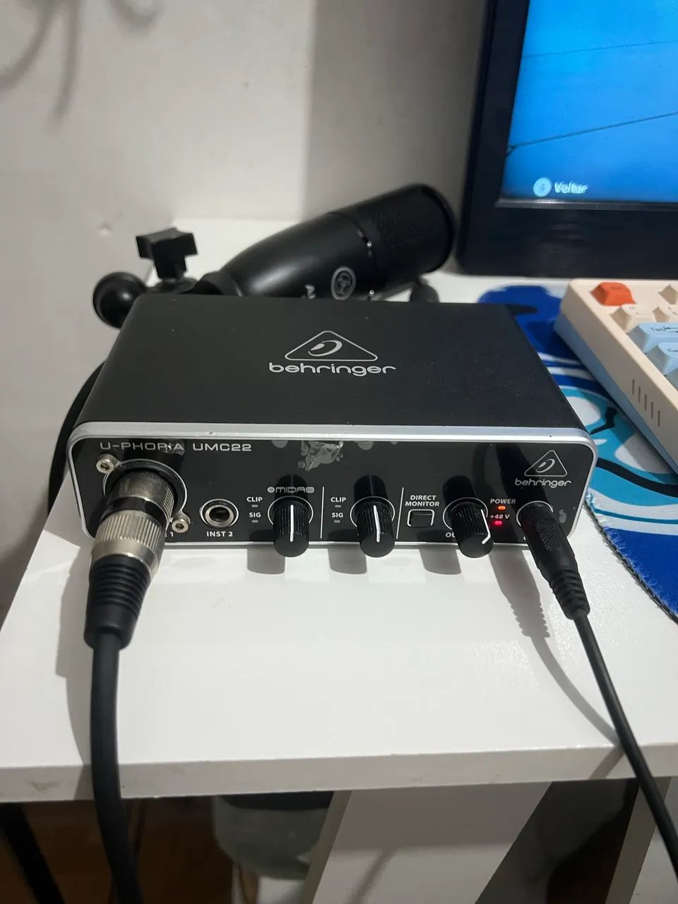 Microfone condensador AKG P120 + Interface Behringer UMC 22  - Foto 3