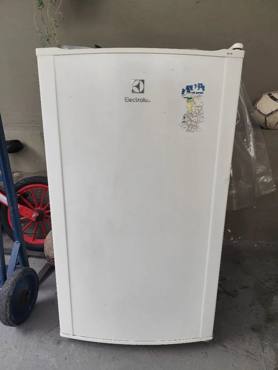 Frigobar Electrolux 