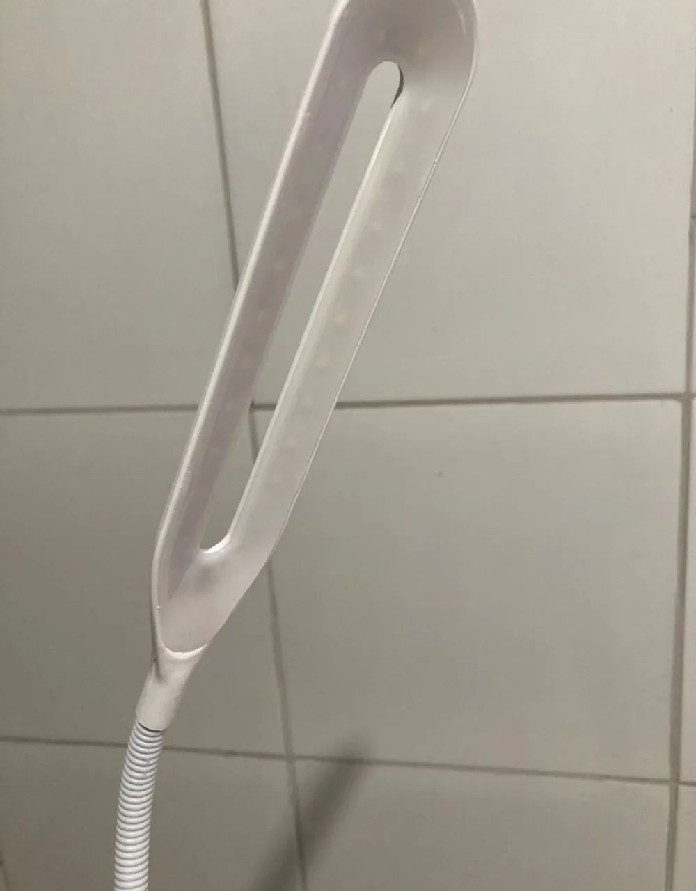 ILUMINARIA COM PEGADOR PARA MESA - Foto 3