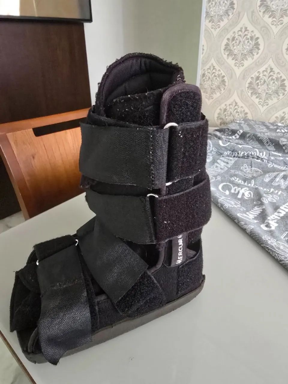 Bota Imobilizadora Mercur curta - Foto 3