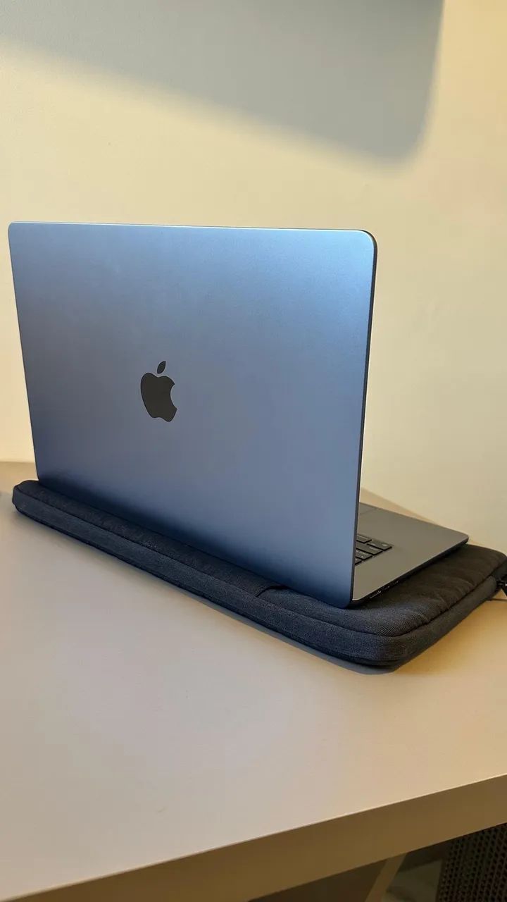 MacBook Air 15? M2 novo - 8GB / 256GB - US - R$ 6.500,00