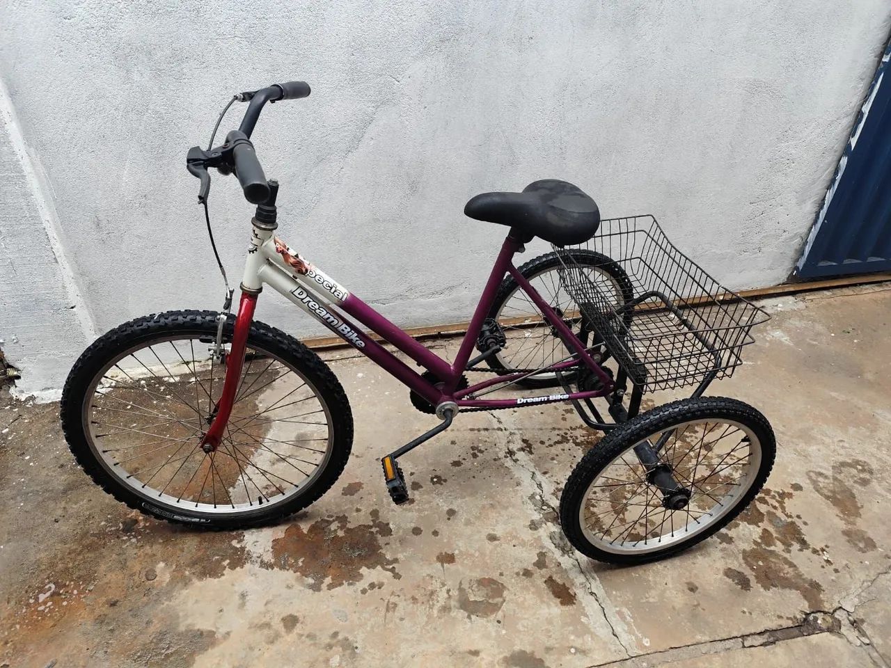 Vendo triciclo 
