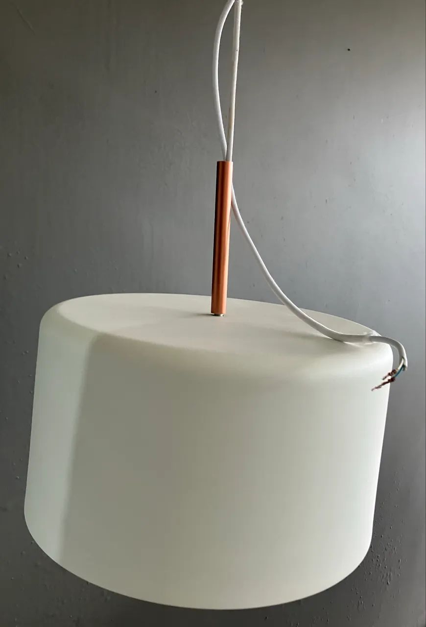 Lustre branco