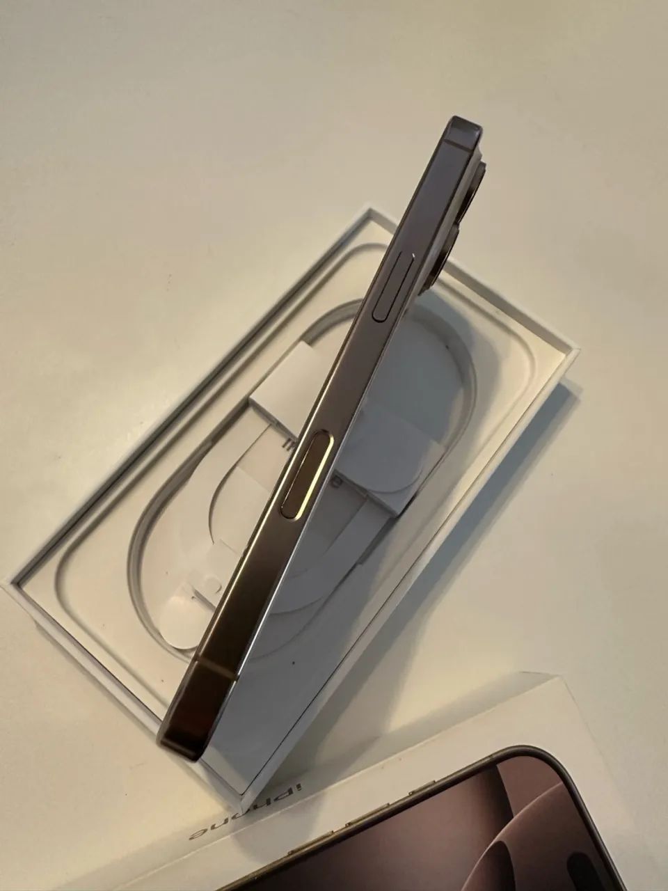 iPhone 16 Pro - Foto 3