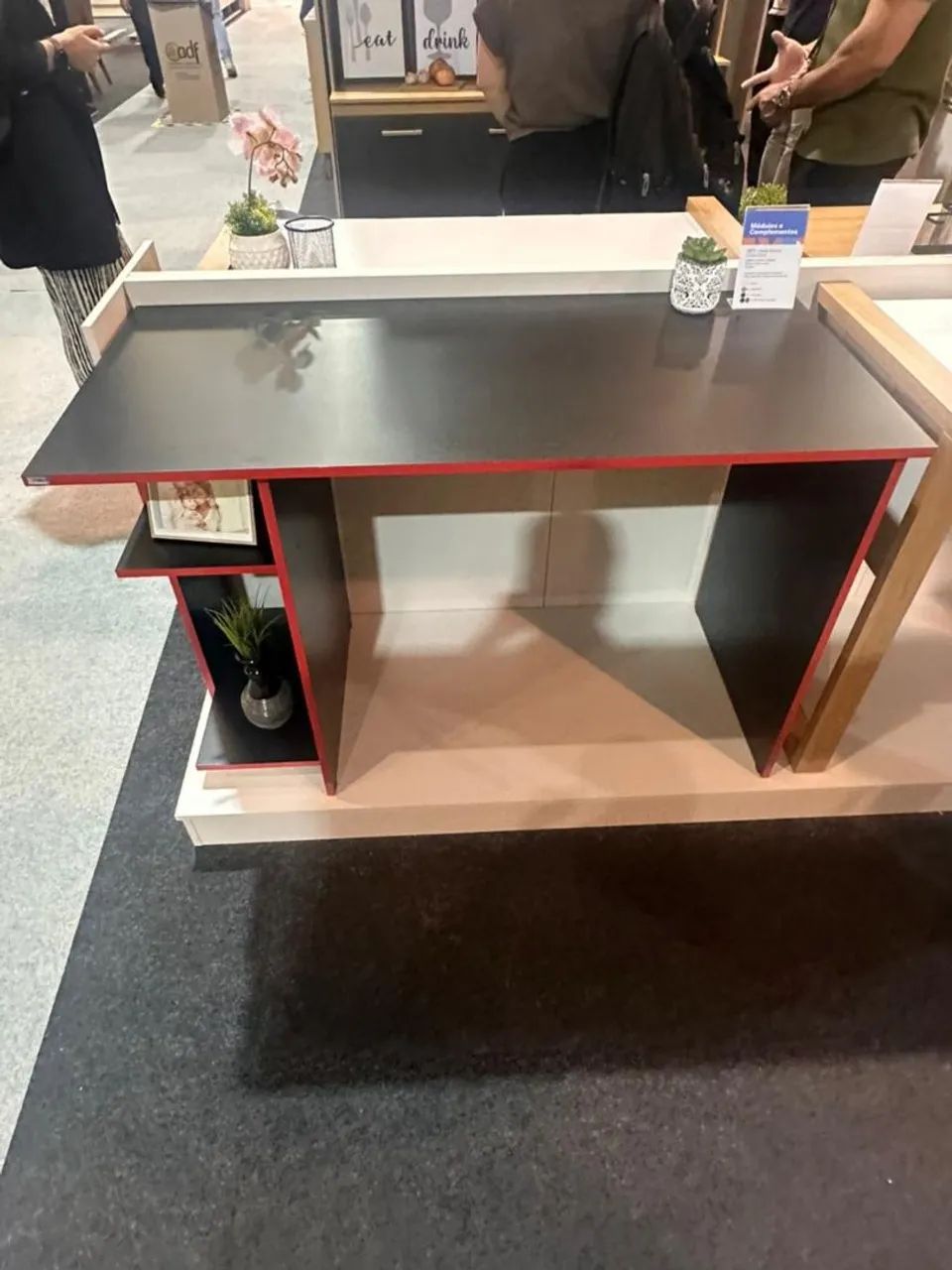 Mesa gamer nova na promoção  - Foto 5