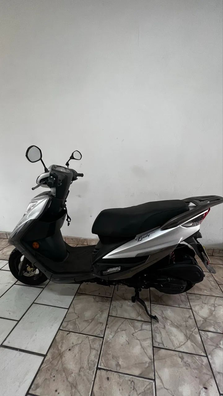 Lindy 125  - Foto 3