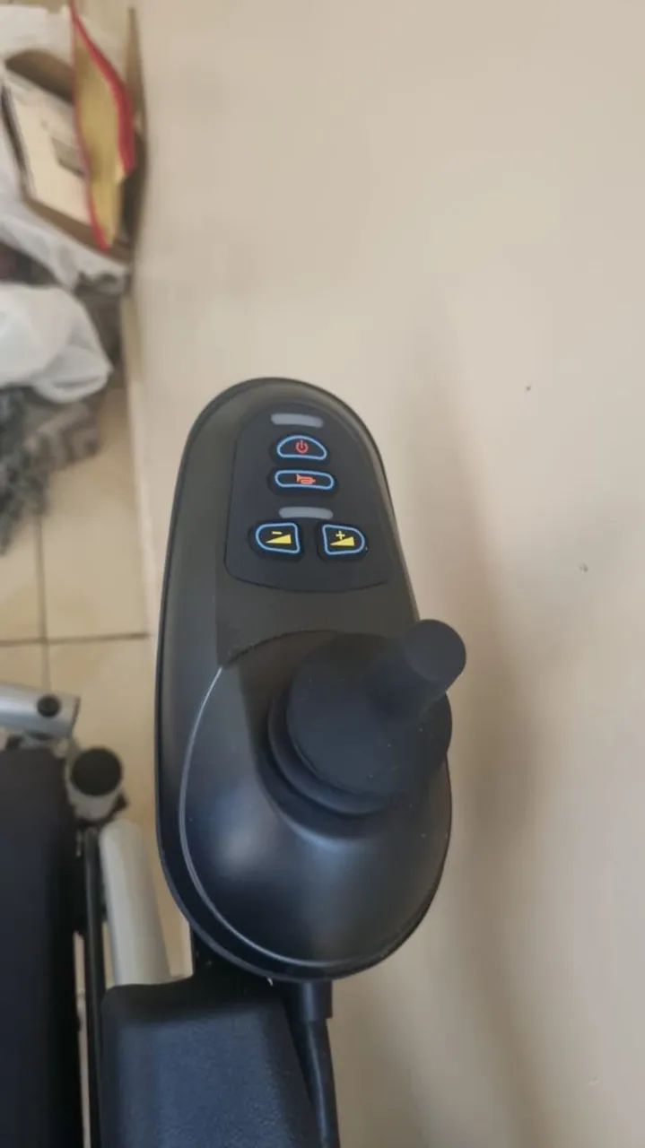 Cadeira de rodas eletrica - Foto 2