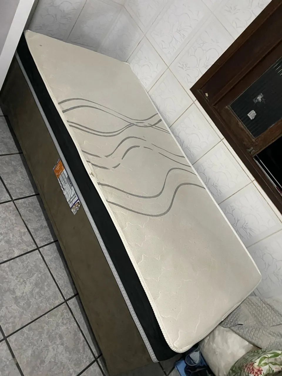 Vendo cama solteirão  - Foto 2