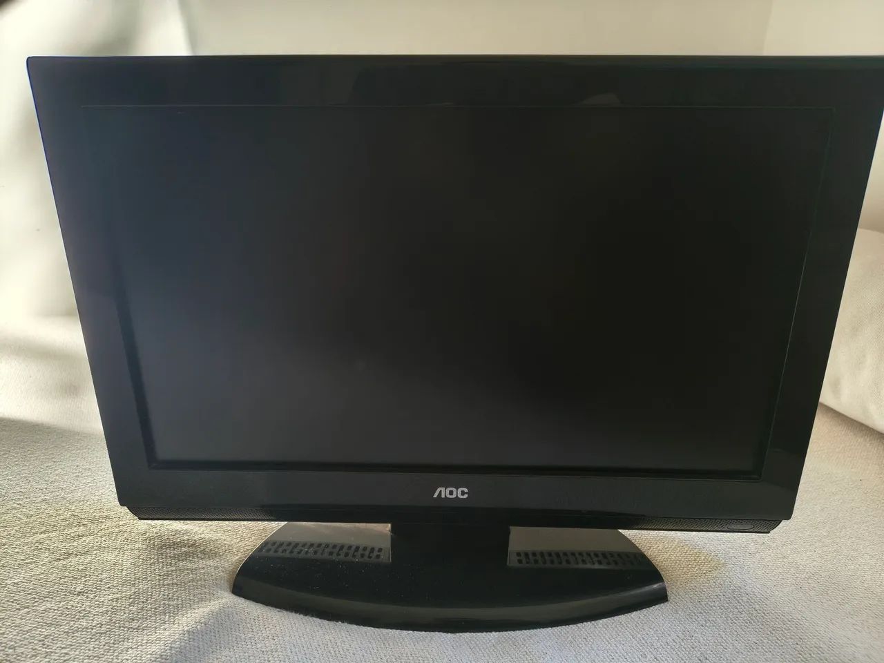 Monitor AOC 19"