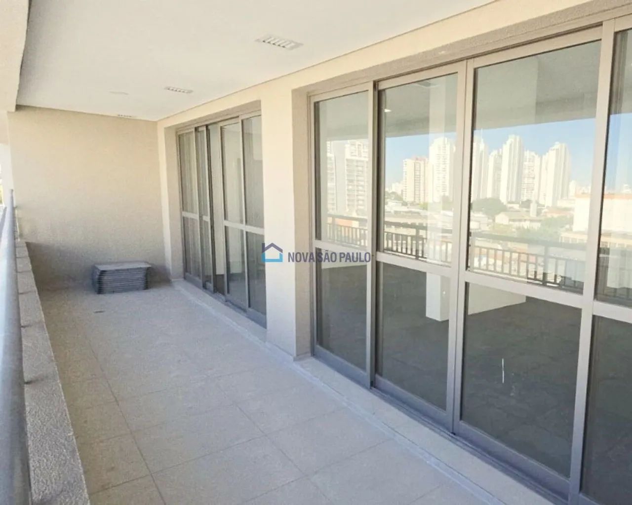 Sala Comercial Nova com Sacada - 103m² Privativos - Pronta para Personalizar - Foto 5