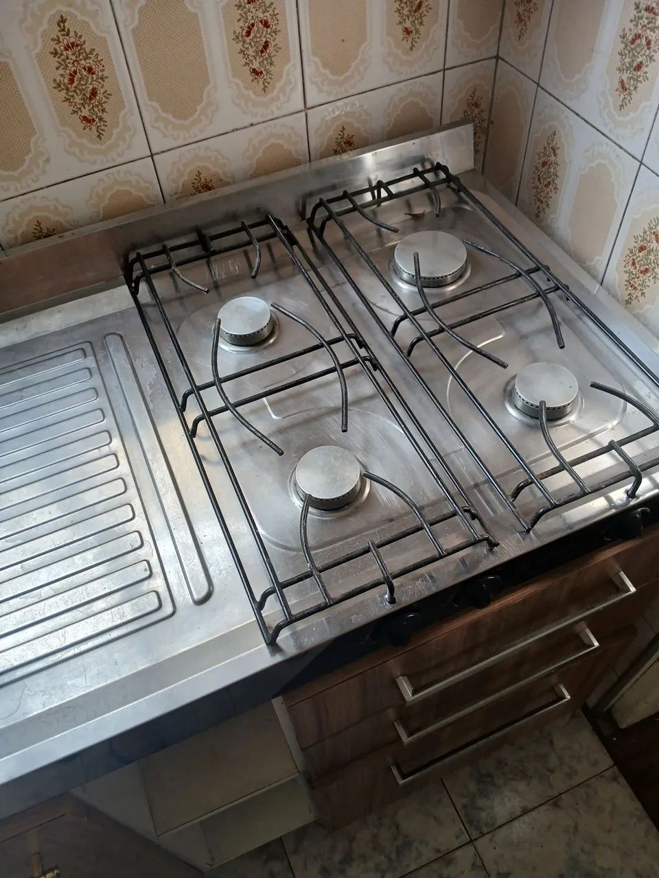 Pia e fogão 4 bocas lado esquerdo  - Foto 3