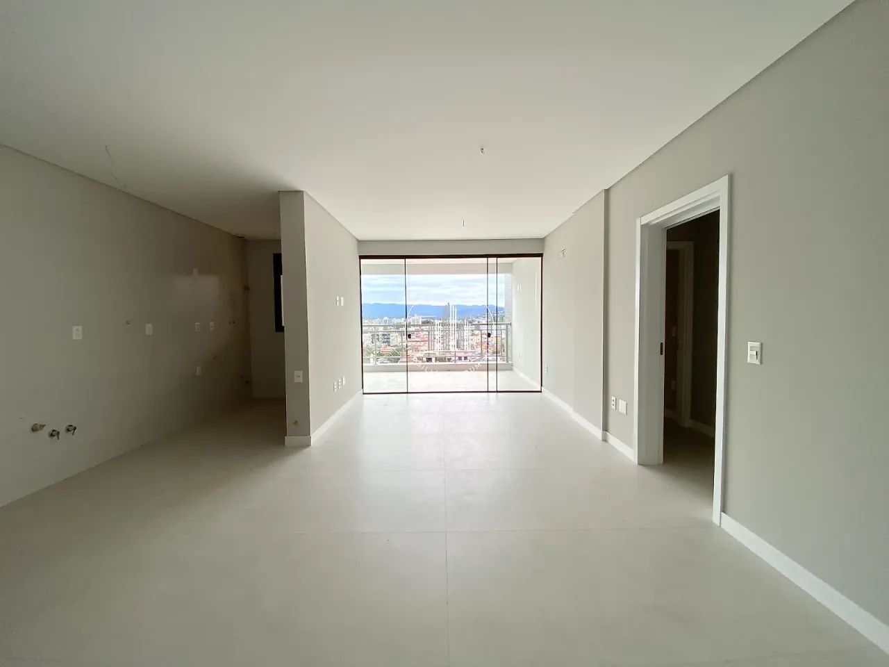 Apartamento 3 suítes 2 vagas livres no Splendore - Centro - CEN - Foto 3