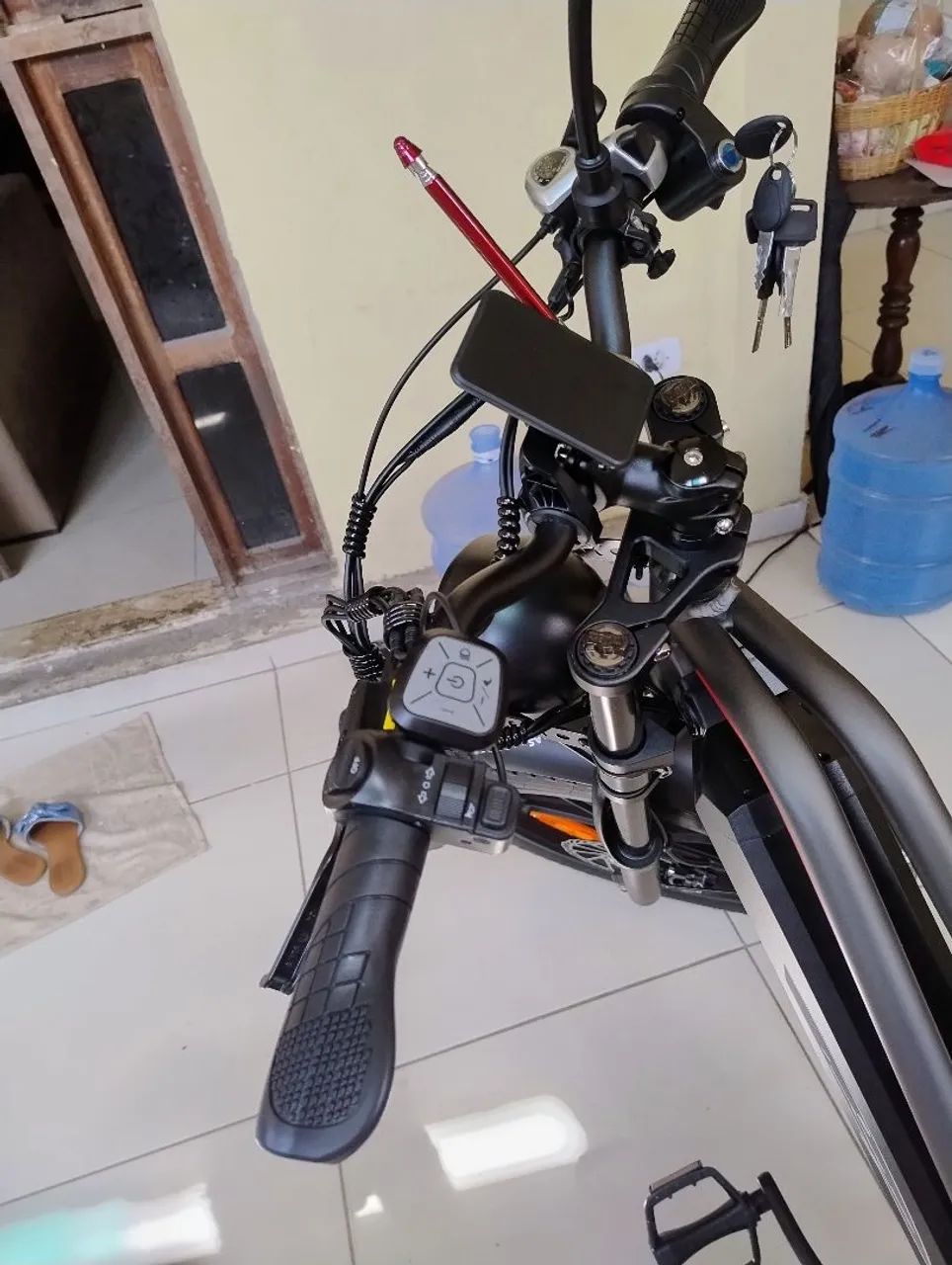 Vendo bicicleta elétrica muito nova! - Foto 3