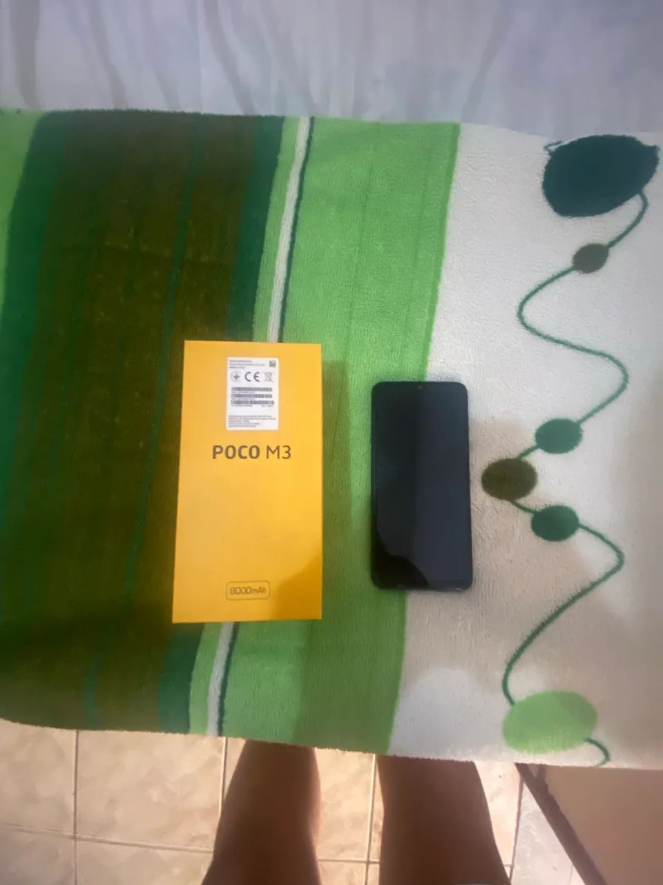 Celular poco m3 em ótimas condições com caixa  - Foto 2