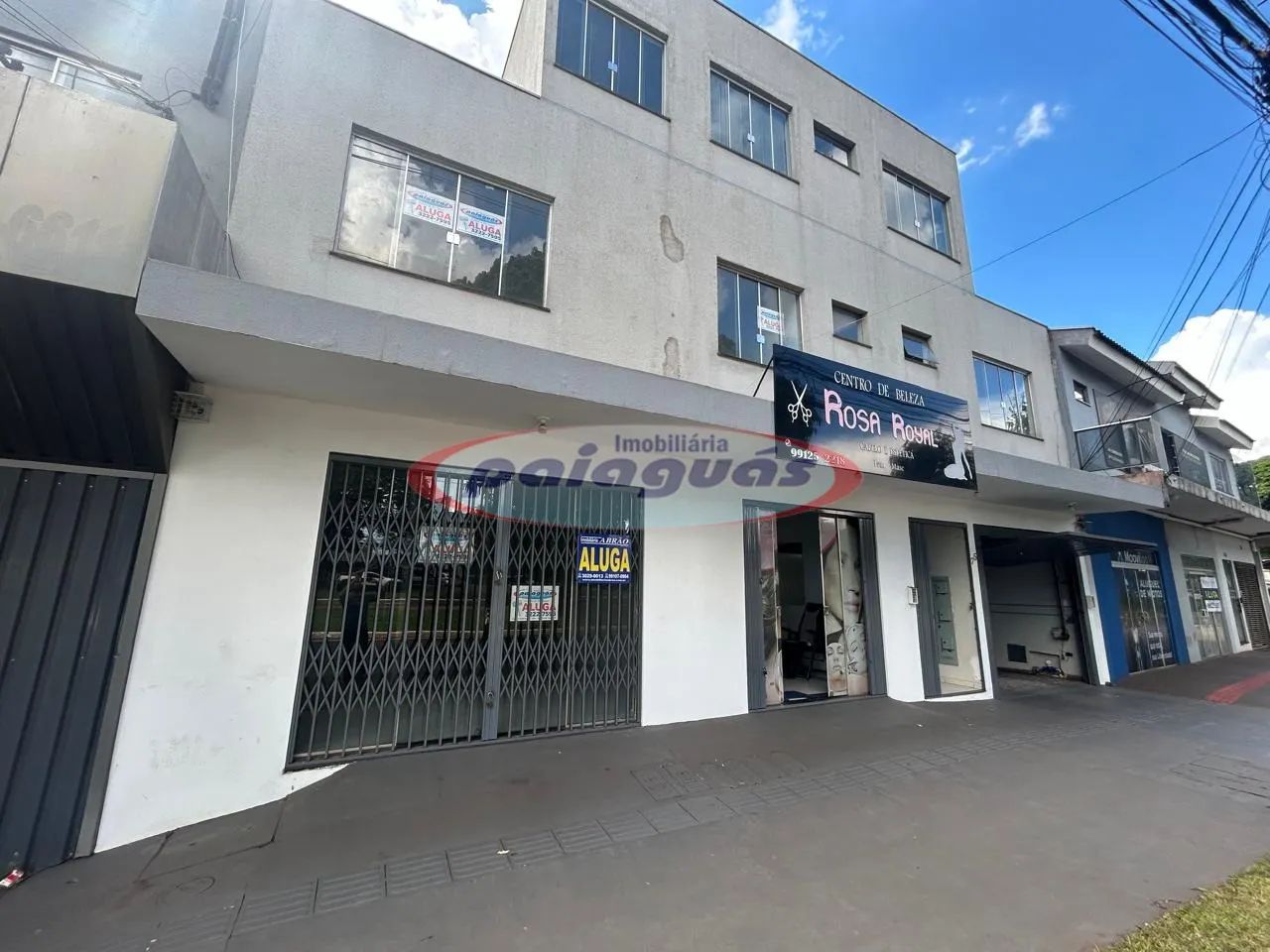 Salão para alugar no bairro Zona 08 - Maringá/PR