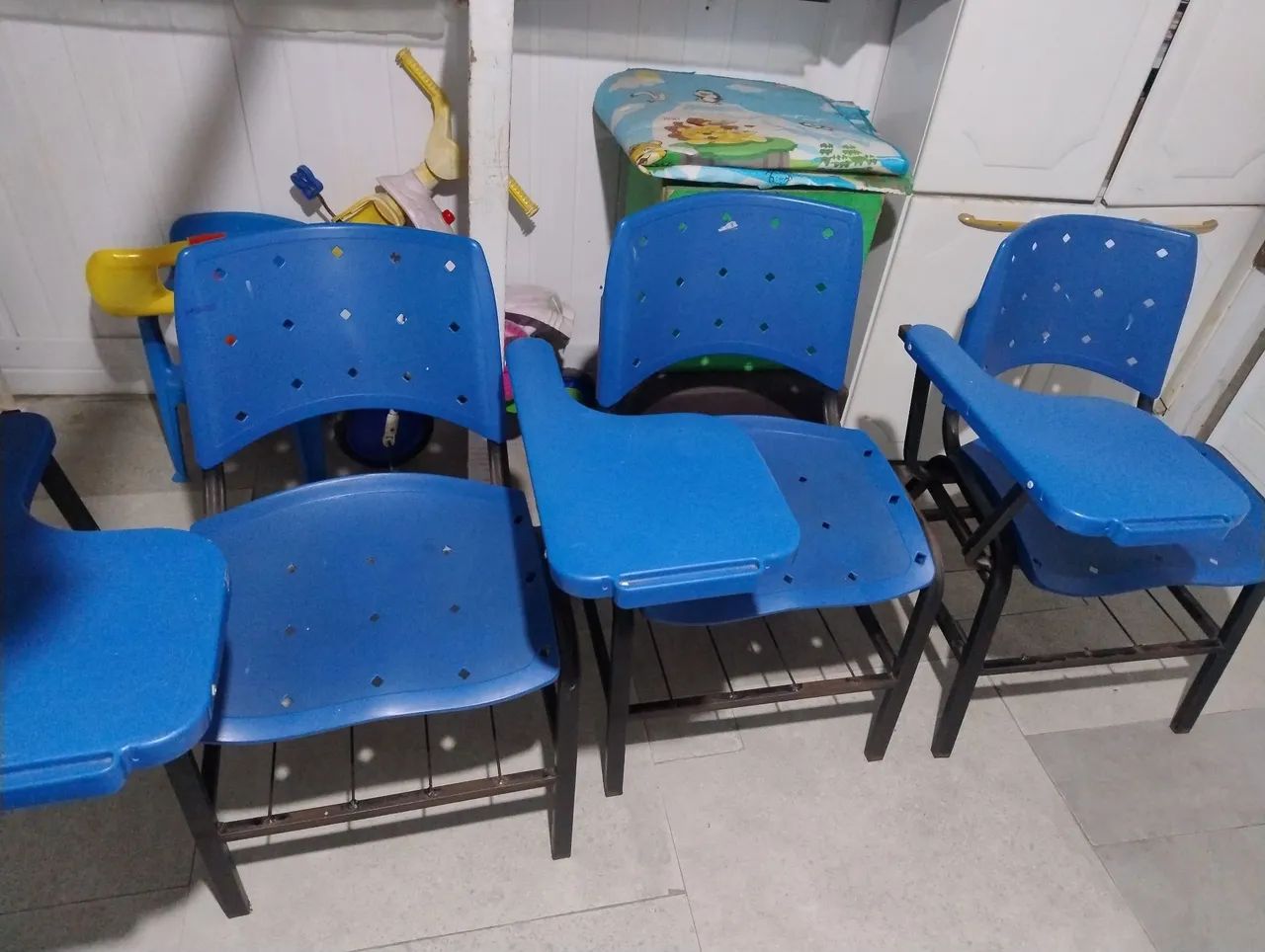 Cadeiras escolar
