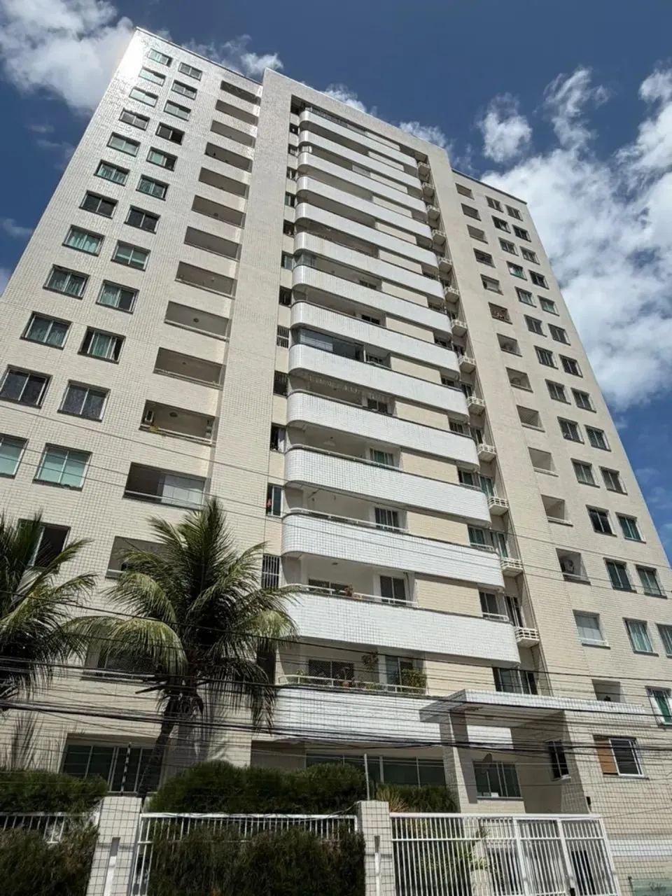 Apartamento de 92 m² no Papicu, com 3 quartos e com 2 vagas - PORTEIRA FECHADA.