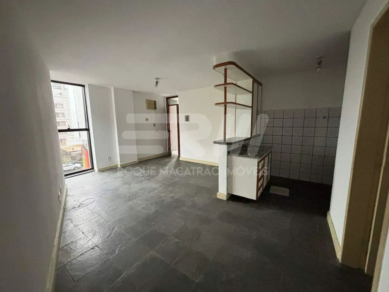 ALUGA-SE APARTAMENTO NO RENASCENÇA II  EDIFÍCIO MARIANA - Foto 2
