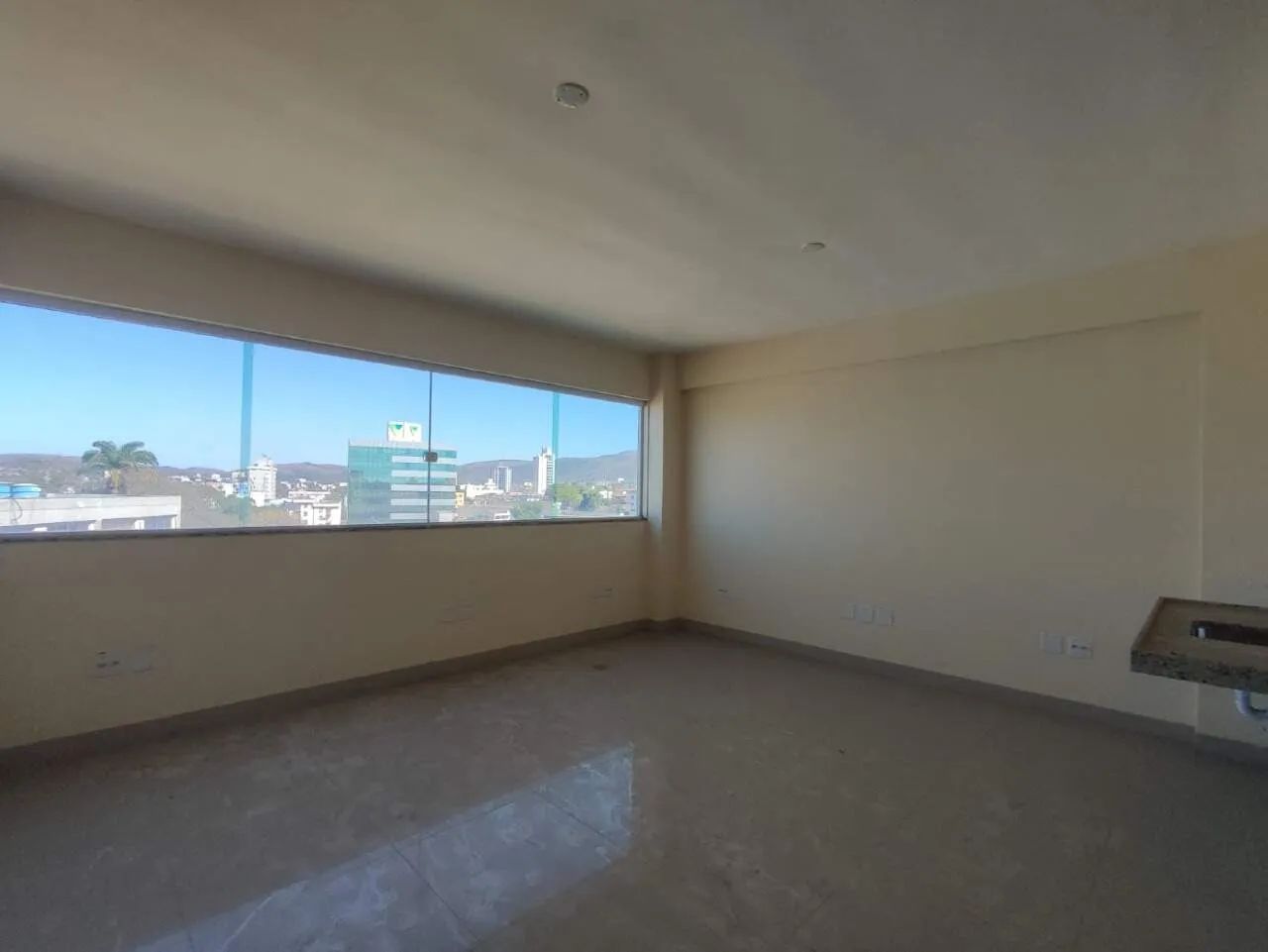 Sala para locação no Centro em Sete Lagoas - MG
