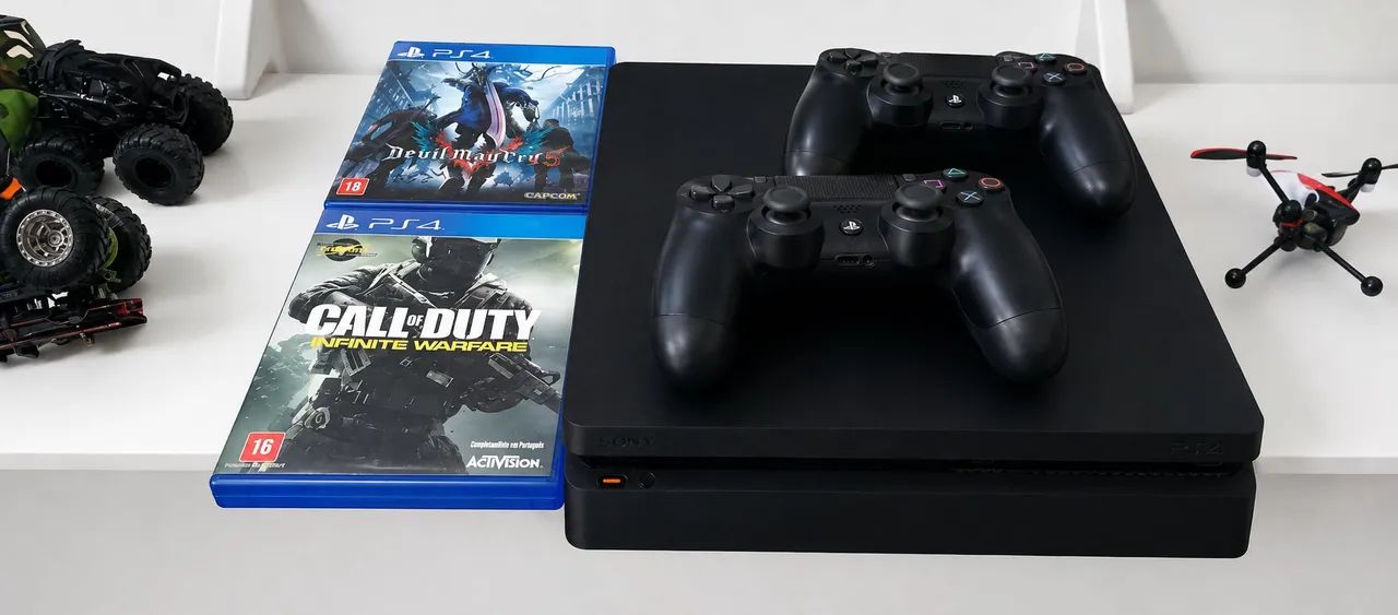 VENDO PS4 SLIM COM 2 CONTROLES E 2 JOGOS. 