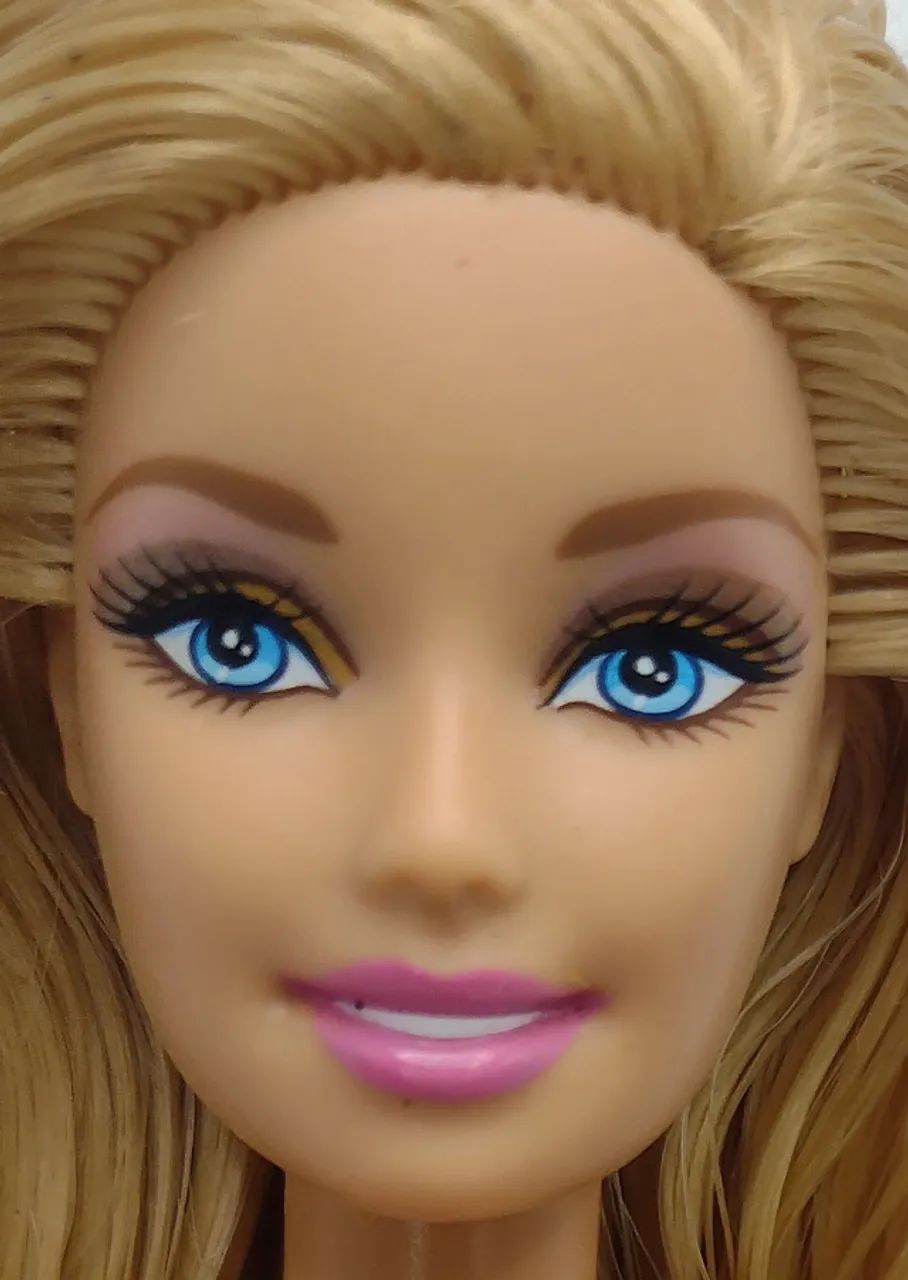 Barbie Antiga Mãos Grandes - Foto 2