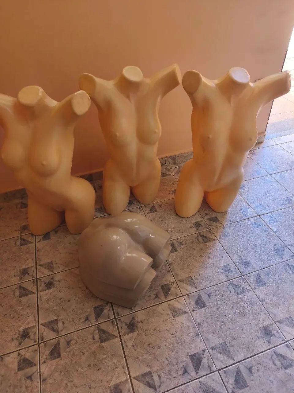 Manequim semi novos - Foto 3
