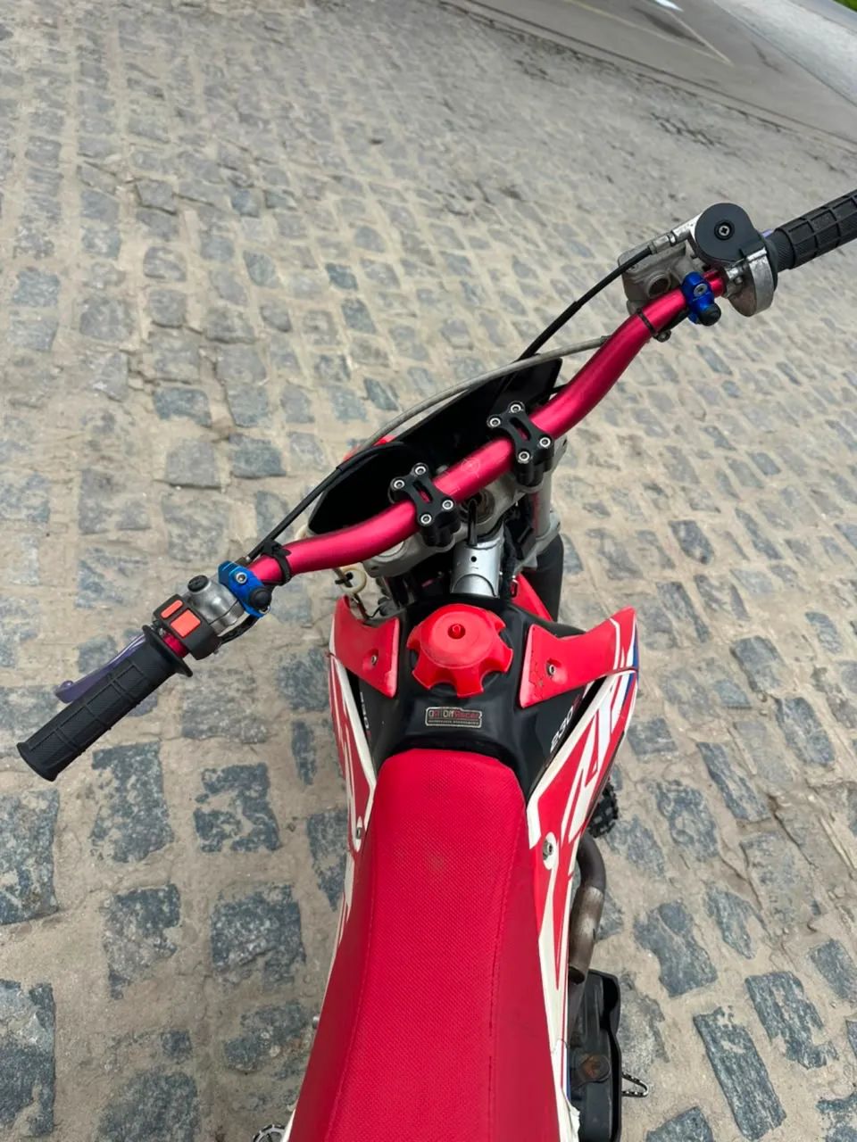 CRF 230cc 2020 - Foto 2