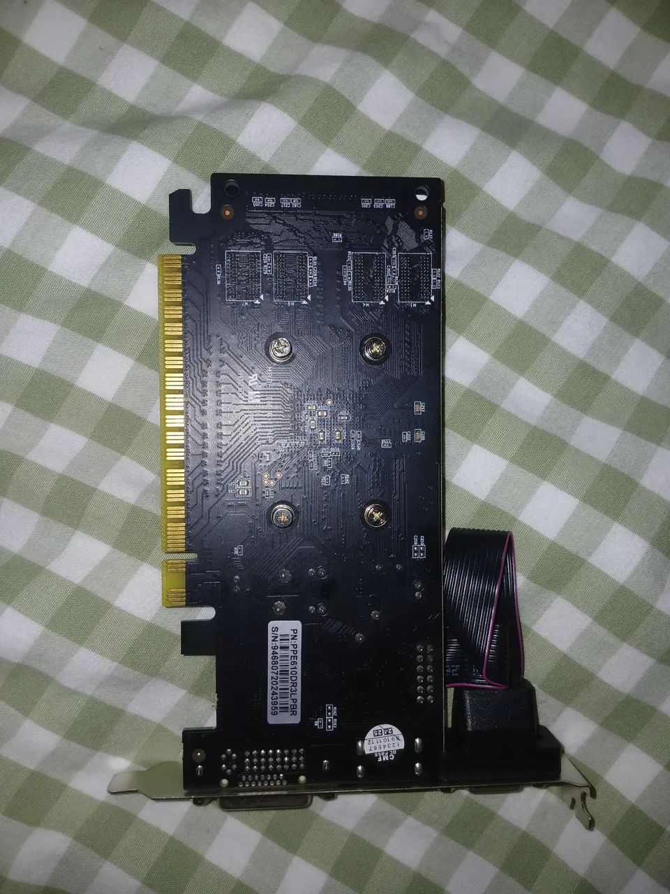 Placa de video PCYES NVIDIA GeForce GT 610. - Foto 2