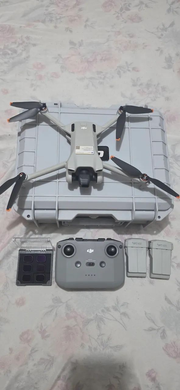 Drone DJI Mine 3 com Maleta e Acessórios