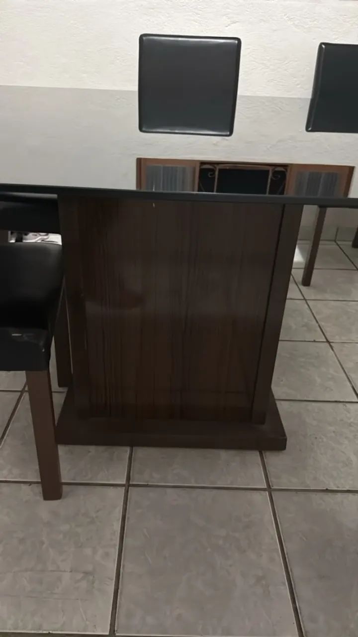 Mesa de jantar quadrada 6 cadeiras - Foto 3