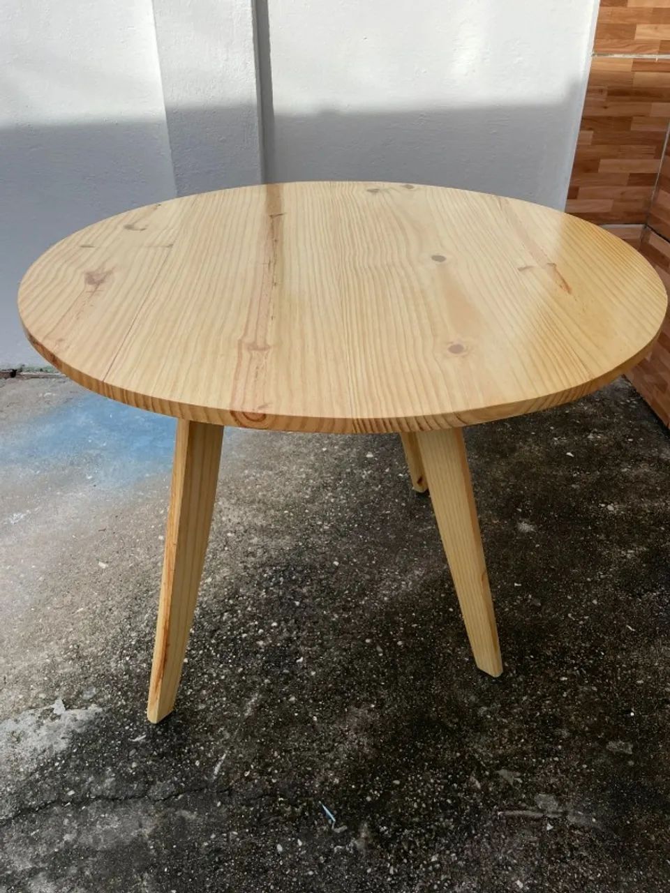 Mesa de Jantar Redonda Padrão em Pinus - Foto 3